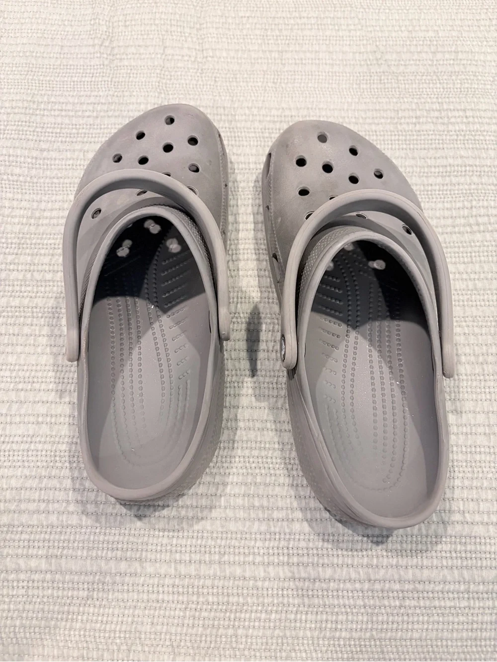 CROCS Kids Classic Clog in Light Gray